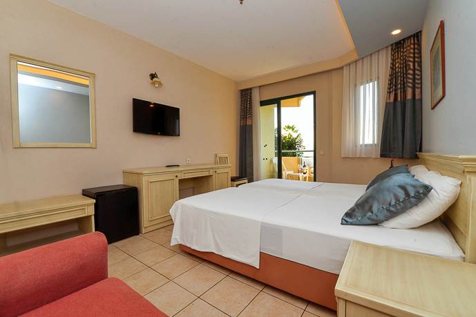 DLM_86068_Hotel_Mutlu_Beach_0923_11.jpg