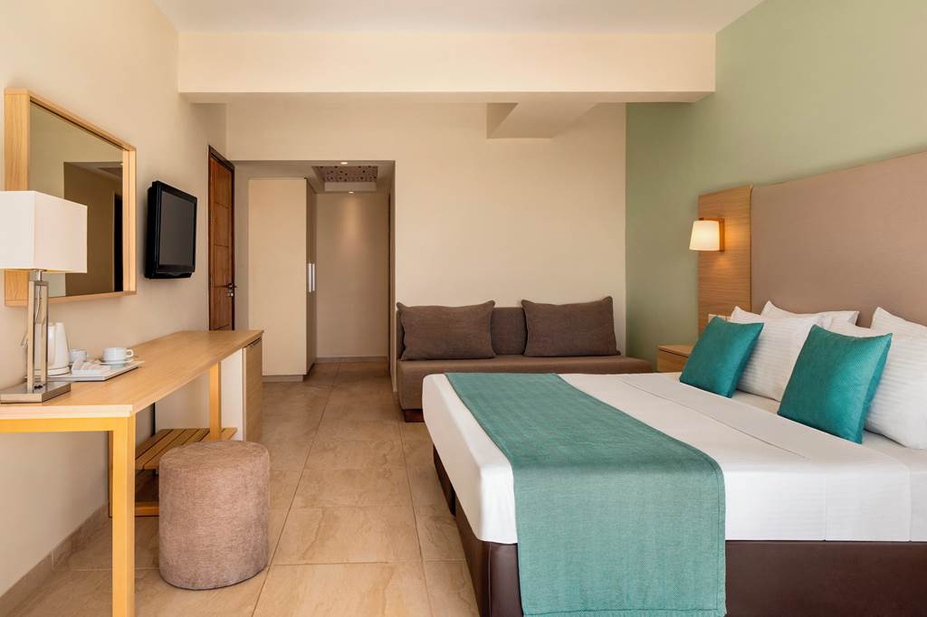LCA_86963_Ramada_Hotel_&_Suites_By_Wyndham_Ayia_Napa_0324_04.jpg