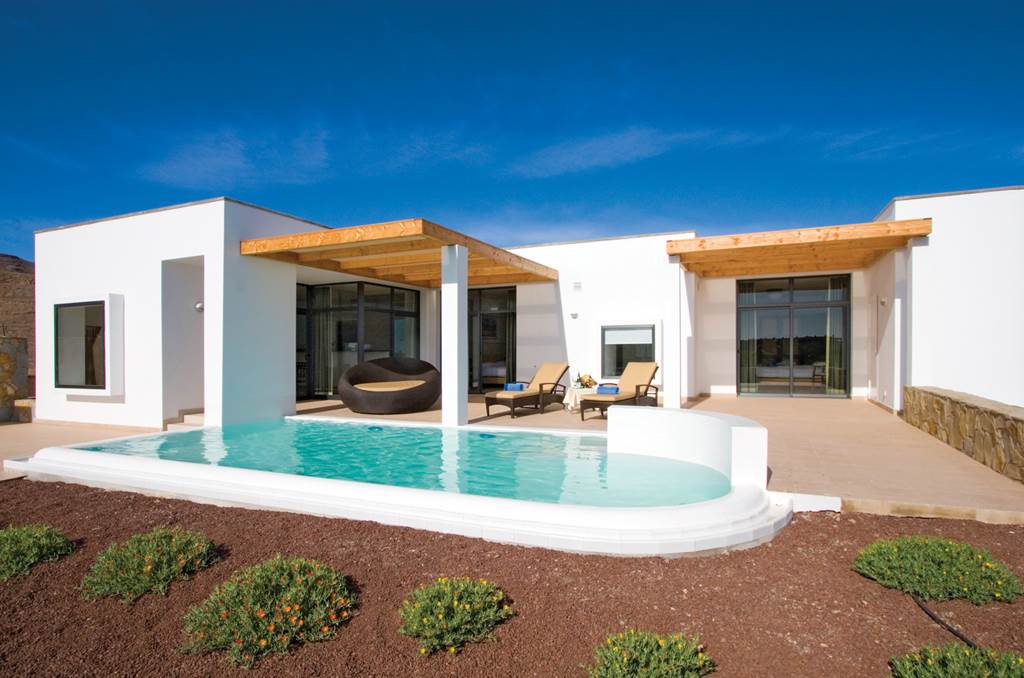 FUE_75610_Playitas_Rst_2Bed_Villa_0417_15.jpg
