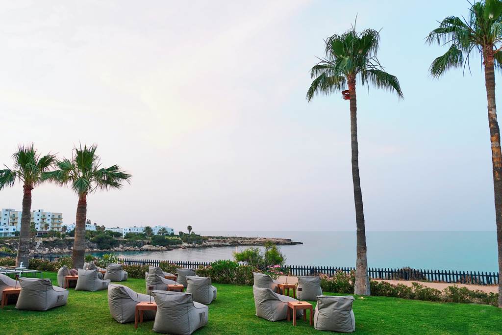 LCA_82498_Sunrise_Jade_Hotel_0125_03.jpg