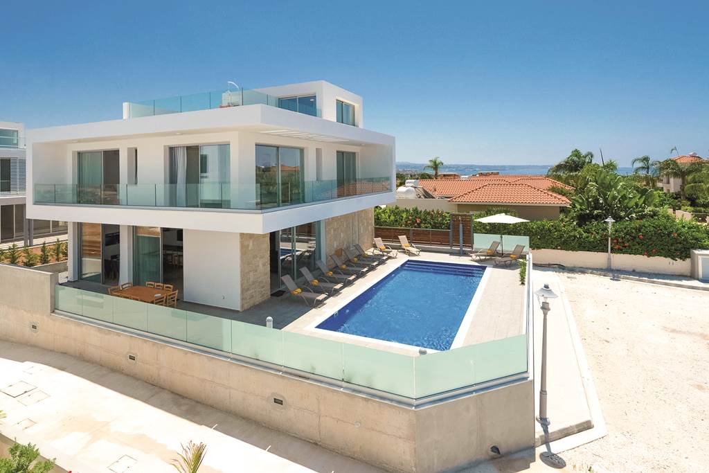 PFO_77559_Sea_Point_Villas_-_Five_Bedroom_Villa_1118_23.jpg