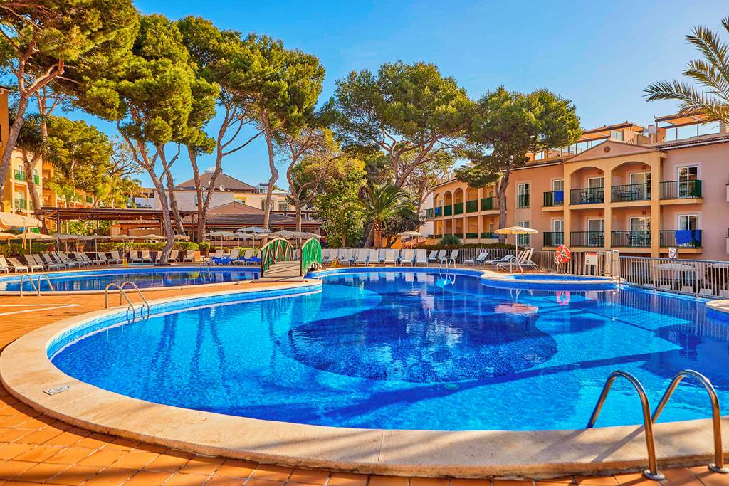 PMI_71510_Zafiro_Cala_Mesquida_and_Park_0524_03.jpg
