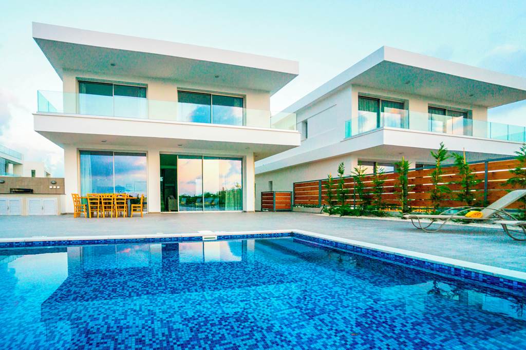PFO_77559_Sea_Point_Villas_-_Five_Bedroom_Villa_0119_06.jpg