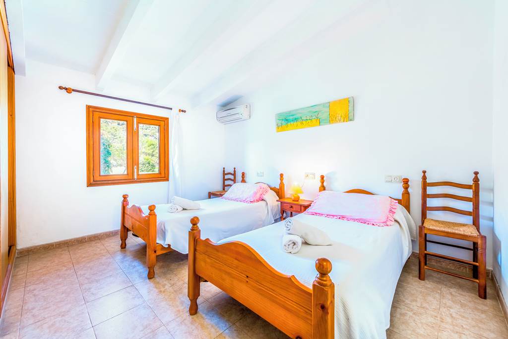 PMI_75291_Villa_Can_Papalaya_0419_07.jpg