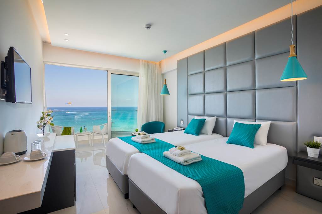 LCA_895_silver_sands_beach_hotel_0618_03.jpg
