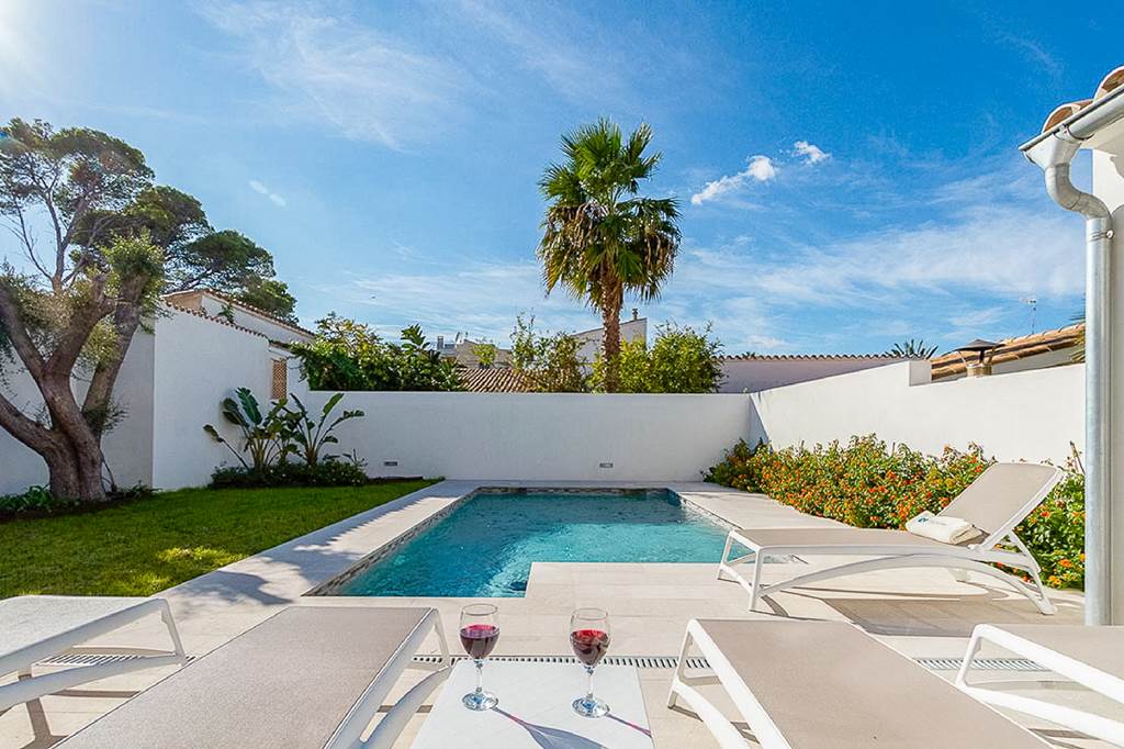 PMI_77411_Villa_Vista_Playa_1217_02.jpg