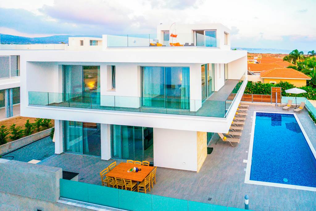 PFO_77559_Sea_Point_Villas_-_Five_Bedroom_Villa_0119_05.jpg