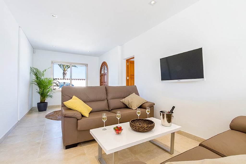 PMI_77411_Villa_Vista_Playa_1217_06.jpg