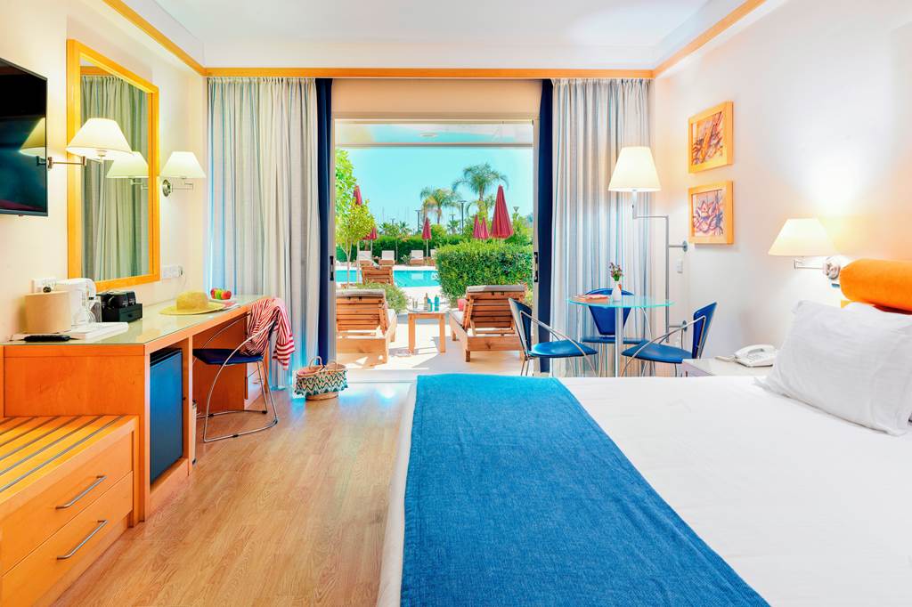 PFO_68924_St_Raphael_Resort_0921_32.jpg