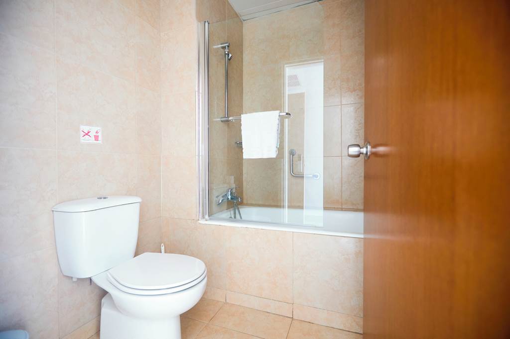 LCA_71504_Tsokkos_Protaras_Hotel_0424_01.jpg