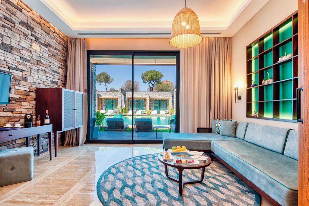 AYT_81380_Kaya_Palazzo_Golf_Resort_0421_01.jpg