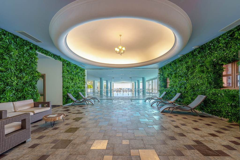 RHO_70906_Atrium_Prestige_1223_33.jpg