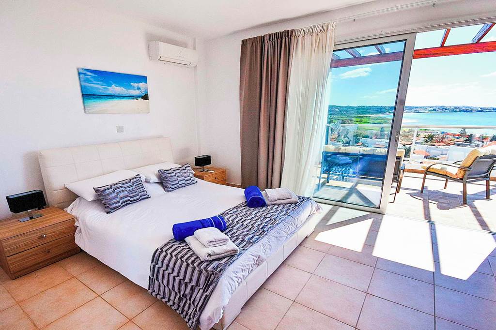 PFO_84630_Villa_Valentina_Bay_1122_06.jpg