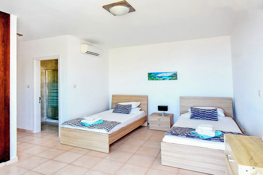PFO_84630_Villa_Valentina_Bay_1122_07.jpg