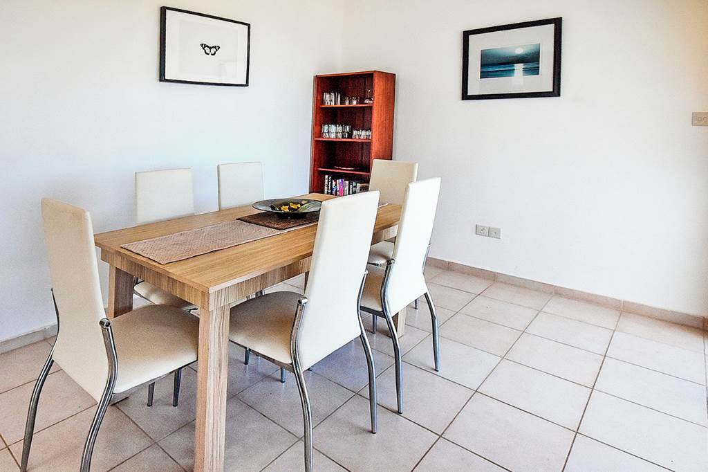 PFO_84630_Villa_Valentina_Bay_1122_02.jpg