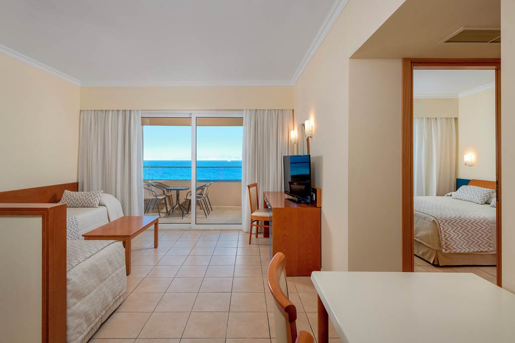RHO_69358_Sun_Beach_Resort_Complex_Hotel_0423_01.jpg