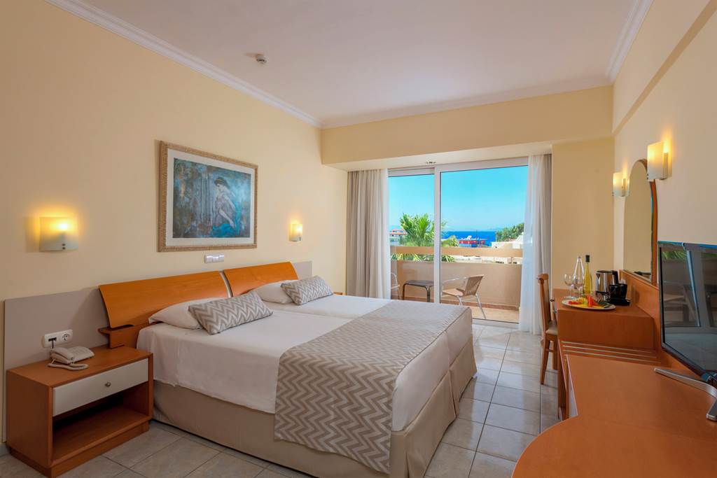 RHO_69358_Sun_Beach_Resort_Complex_Hotel_0822_01.jpg