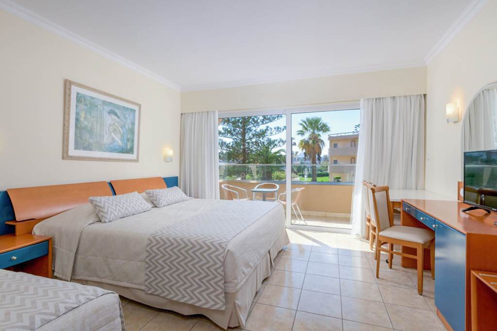 RHO_69358_Sun_Beach_Resort_Complex_Hotel_1121_24.jpg