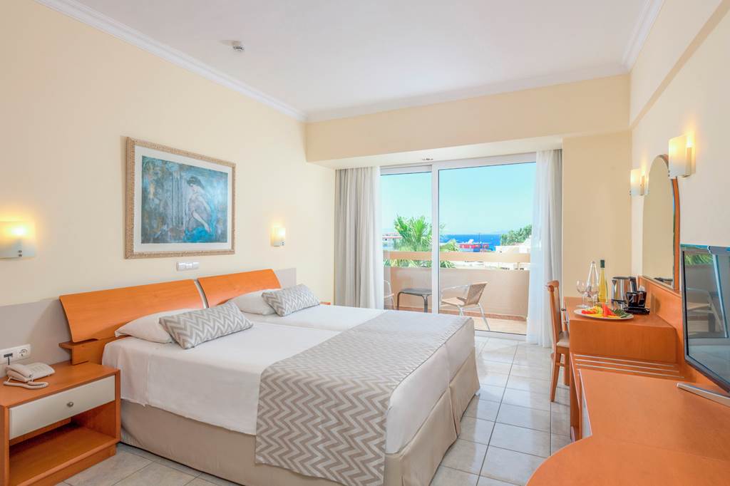 RHO_69358_Sun_Beach_Resort_Complex_Hotel_0922_01.jpg