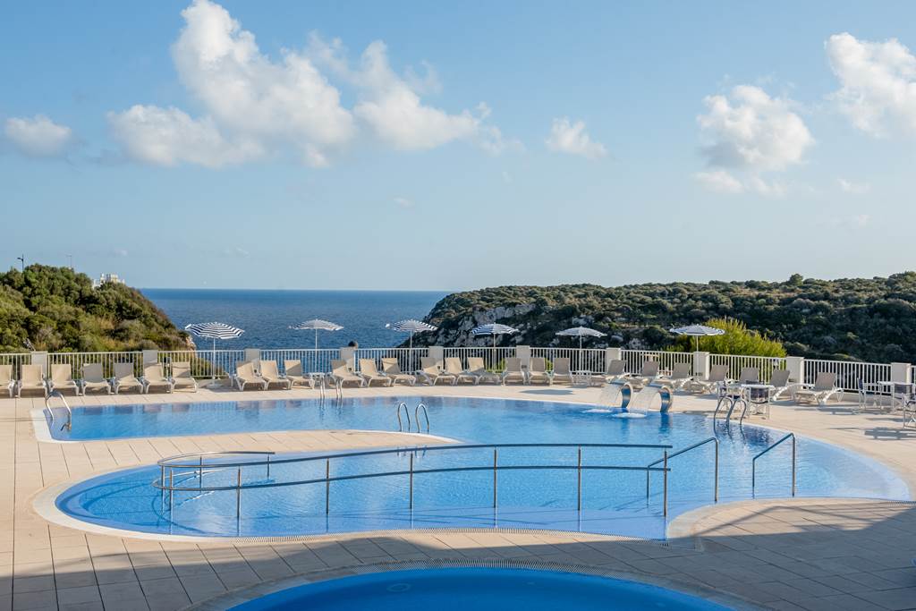MAH_68934_Playa_Azul_Hotel_0318_01.jpg