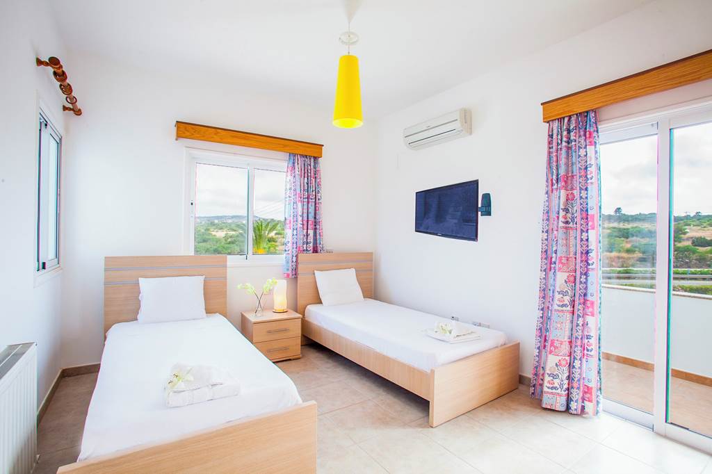 LCA_89049_Villa_Protaras_Views_0225_17.jpg