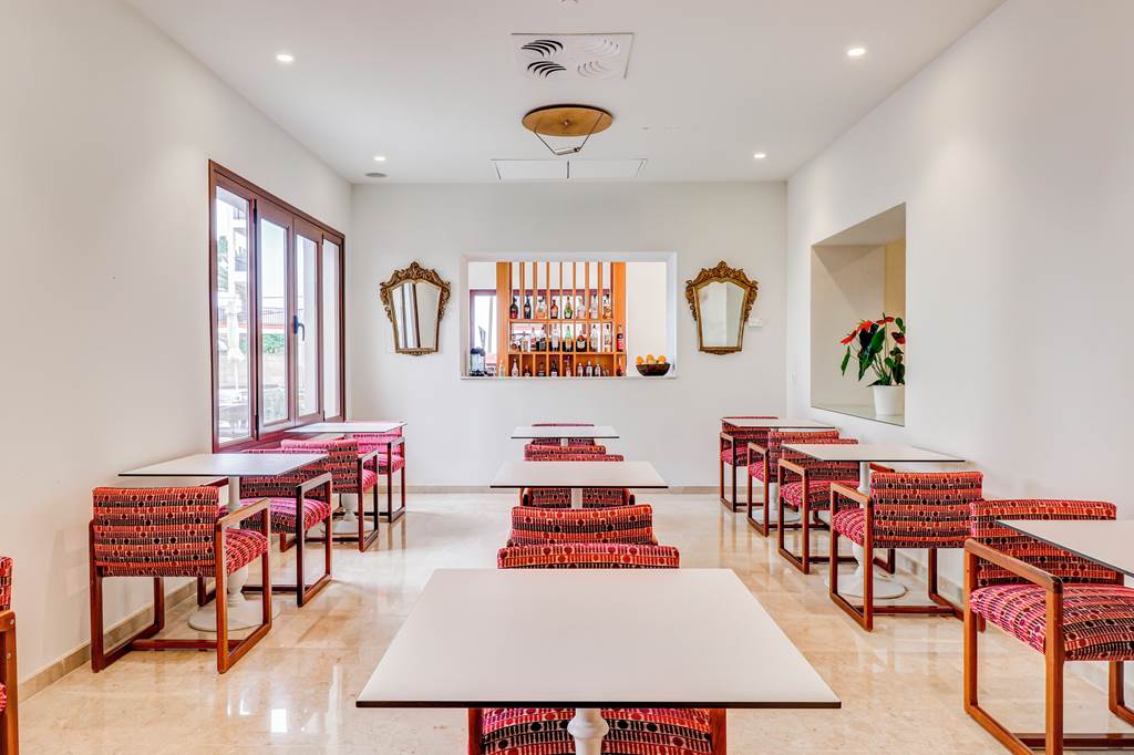 PMI_124_Hoposa_Uyal_Hotel_1221_15.jpg