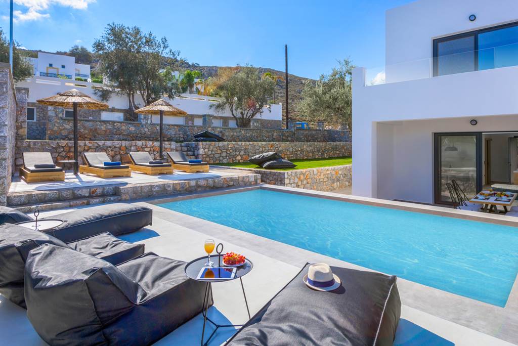RHO_77912_Villa_Lambis_Athina_0118_01.jpg