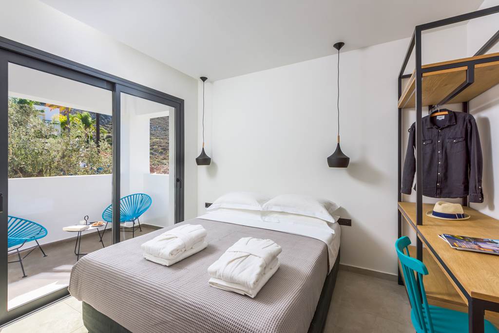 RHO_77912_Villa_Lambis_Athina_0118_09.jpg