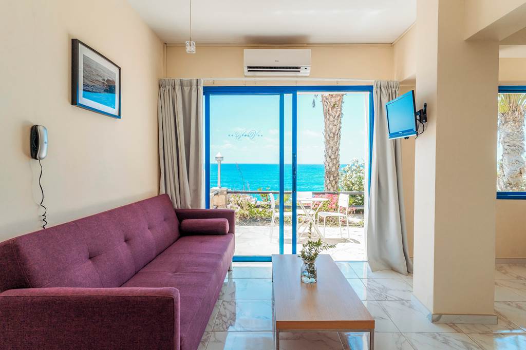 PFO_83202_Vrachia_Beach_Hotel_&_Suites_0821_30.jpg