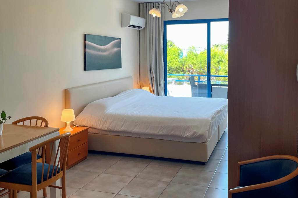 PFO_83202_Vrachia_Beach_Hotel_&_Suites_0921_16.jpg