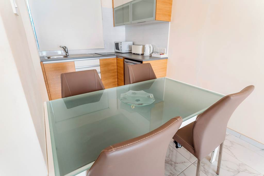 PFO_83202_Vrachia_Beach_Hotel_&_Suites_0921_02.jpg