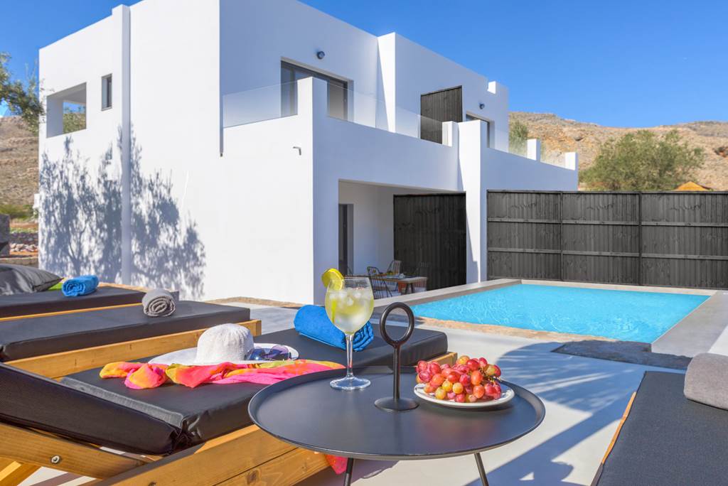 RHO_77912_Villa_Lambis_Athina_0118_02.jpg