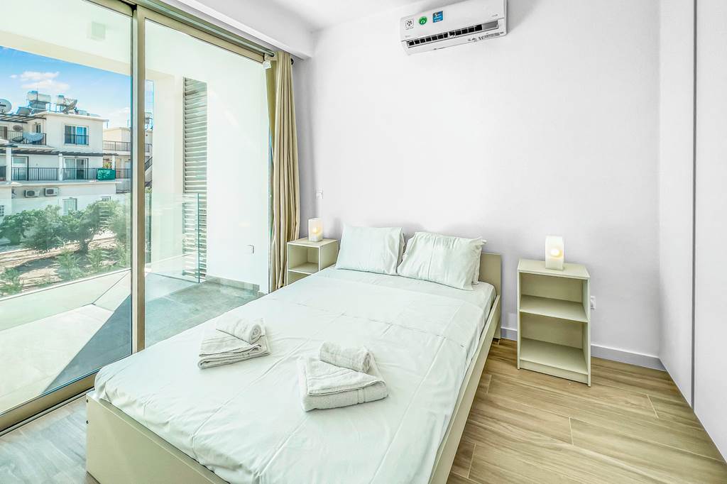 LCA_88397_Azure_Seaview_Garnet_Villa_1124_05.jpg