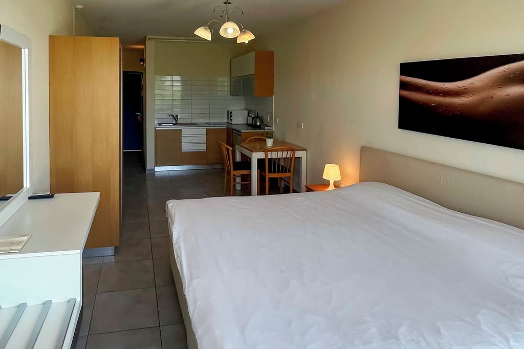 PFO_83202_Vrachia_Beach_Hotel_&_Suites_0921_15.jpg
