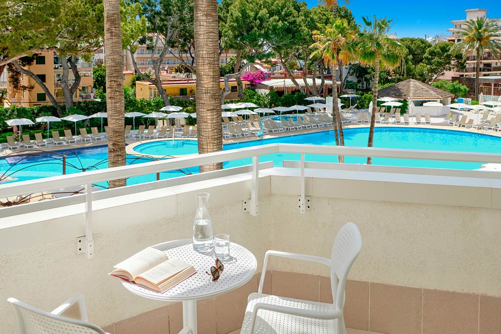 PMI_73012_Iberostar_Cristina_0923_25.jpg