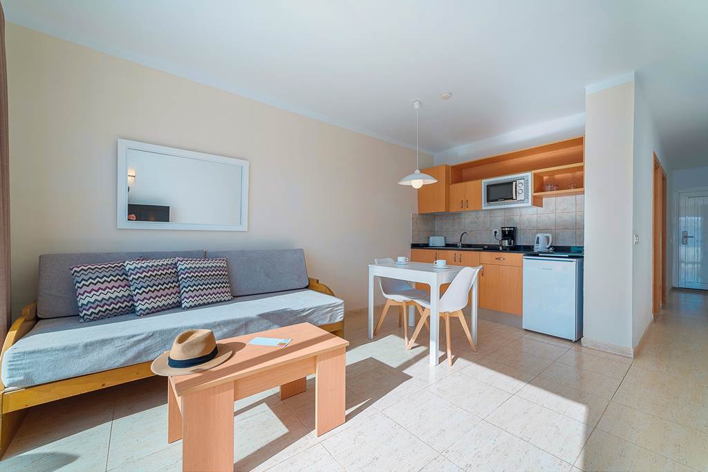 ACE_3_Hotel_Club_Siroco_1223_02.jpg