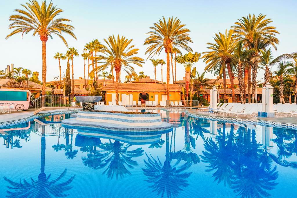 LPA_87095_Suites_&_Villas_By_Dunas_Formerly_Dunas_Suites_&_Villas_Resort_1218_01.jpg