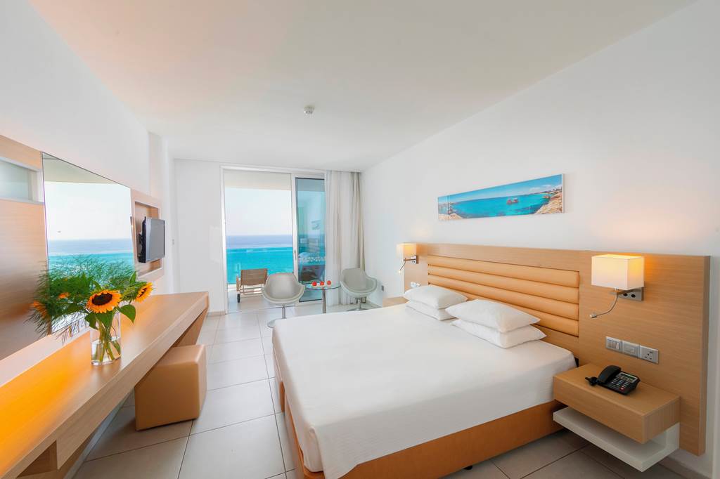 LCA_81412_Vrissaki_Beach_Hotel_0922_01.jpg