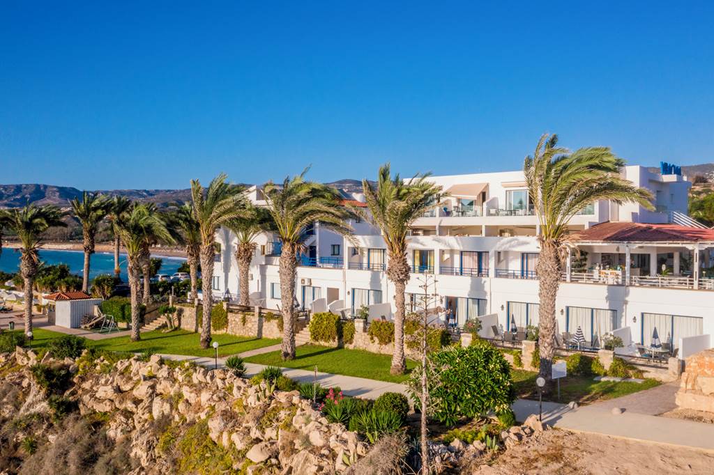 PFO_83202_Vrachia_Beach_Hotel_&_Suites_0821_01.jpg