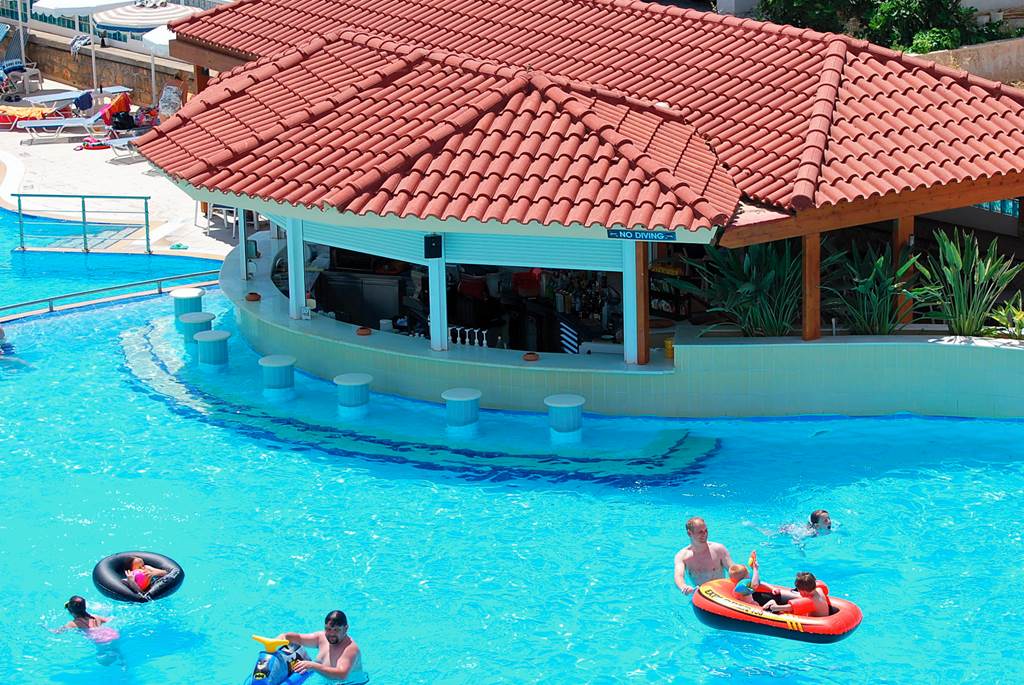 RHO_87258_Pefki_Islands_Resort_0521_09.jpg