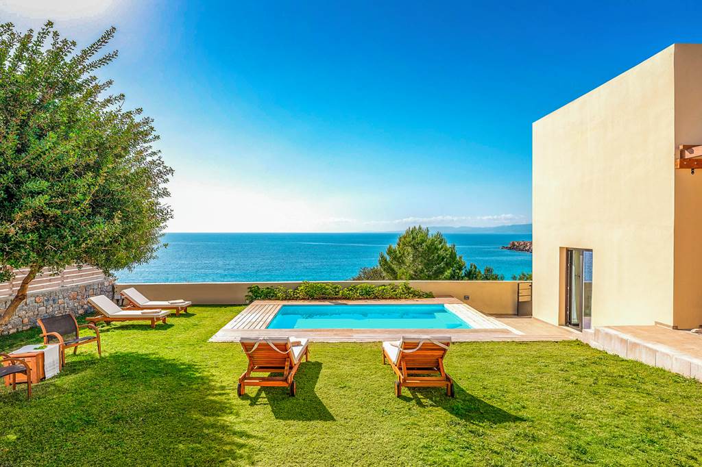 RHO_85640_Villa_South_Key_0723_05.jpg