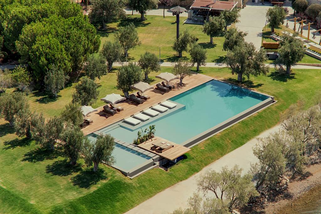 MJT_88366_Zaira_Hotel_0225_03.jpg