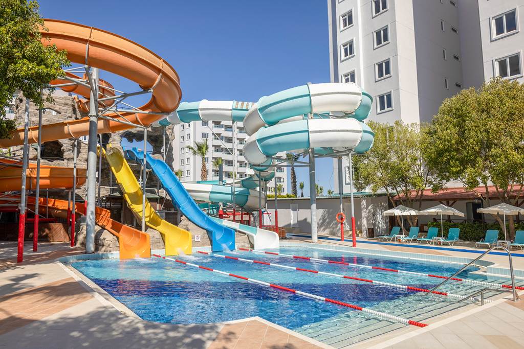 AYT_73370_Ramada_Resort_Lara_0723_01.jpg