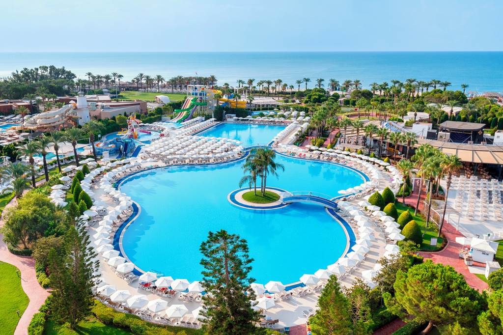 AYT_74510_Miracle_Resort_Hotel_0424_02.jpg