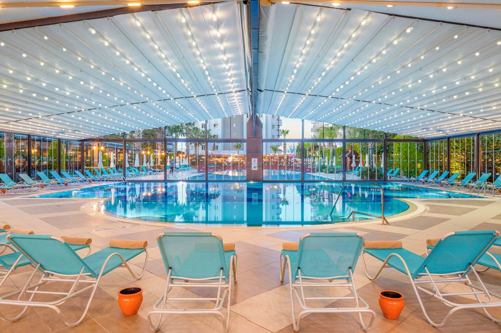 AYT_73370_Ramada_Resort_Lara_0523_02.jpg