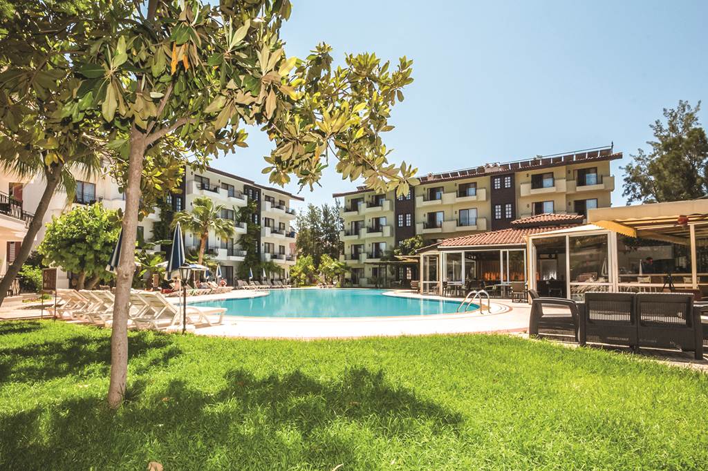 AYT_73428_Lemas_Suites_0915_05.jpg