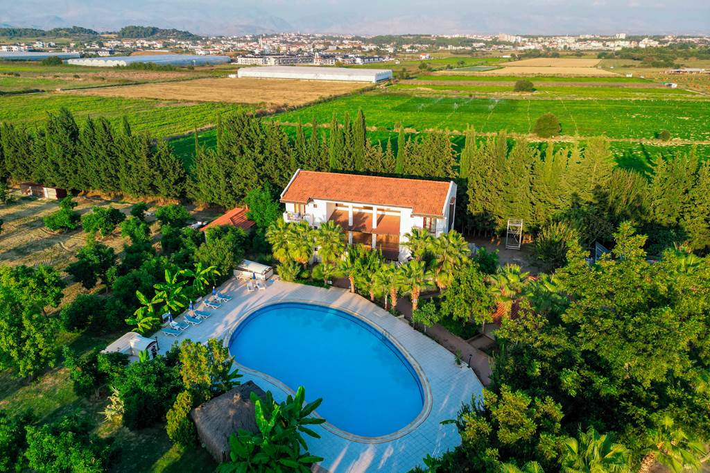 AYT_73428_Lemas_Suite_Hotel_0524_01.jpg