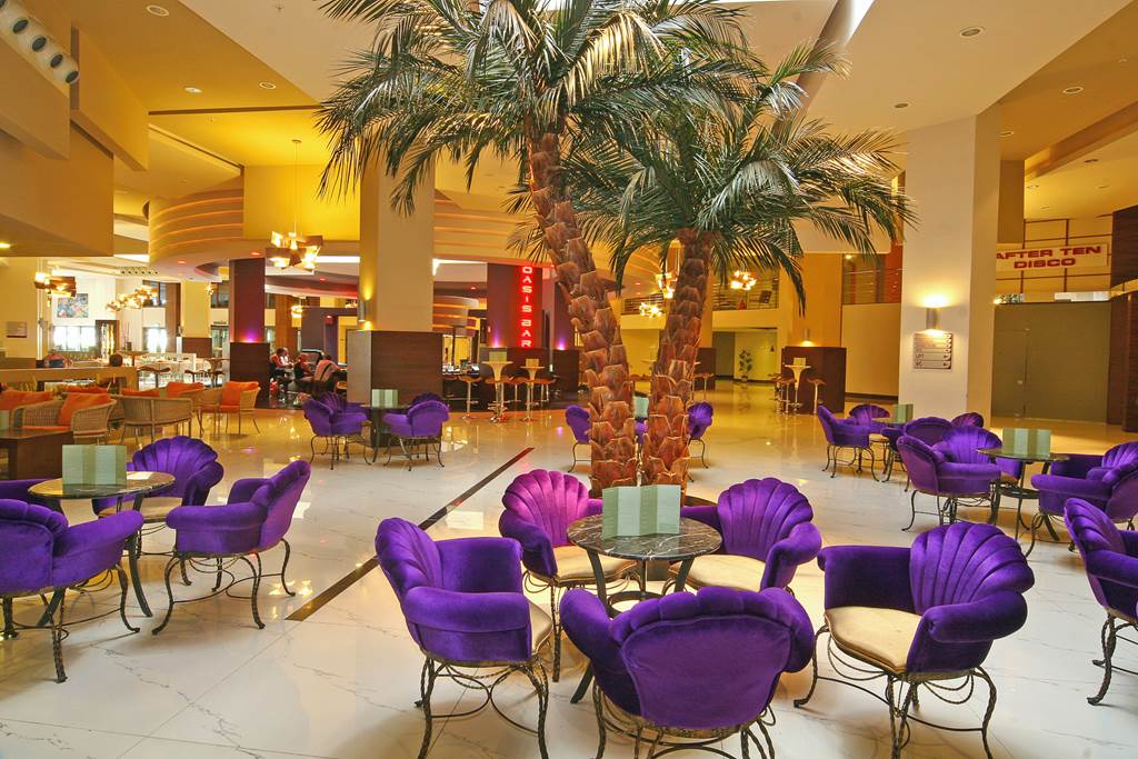 AYT_72732_Limak_Lara_Resort_1223_04.jpg