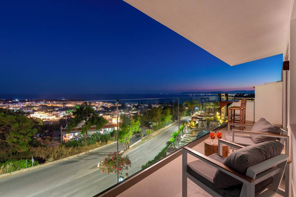 RHO_83714_Pefkos_View_Suites_&_Maisonette_0324_04.jpg