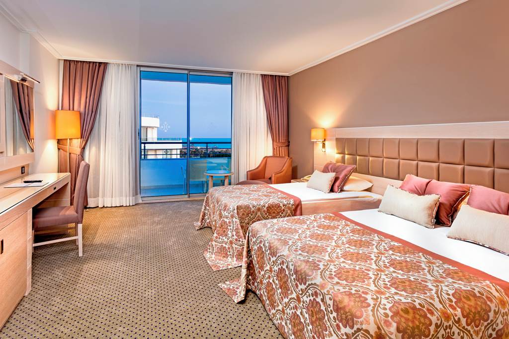 AYT_74510_Miracle_Resort_Hotel_0923_05.jpg